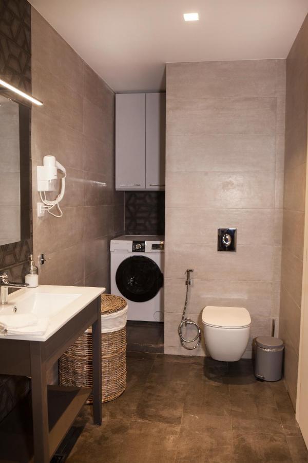 Central Comfy Modern Flat 2 Bedrooms 2 Bathrooms Athens Exterior photo
